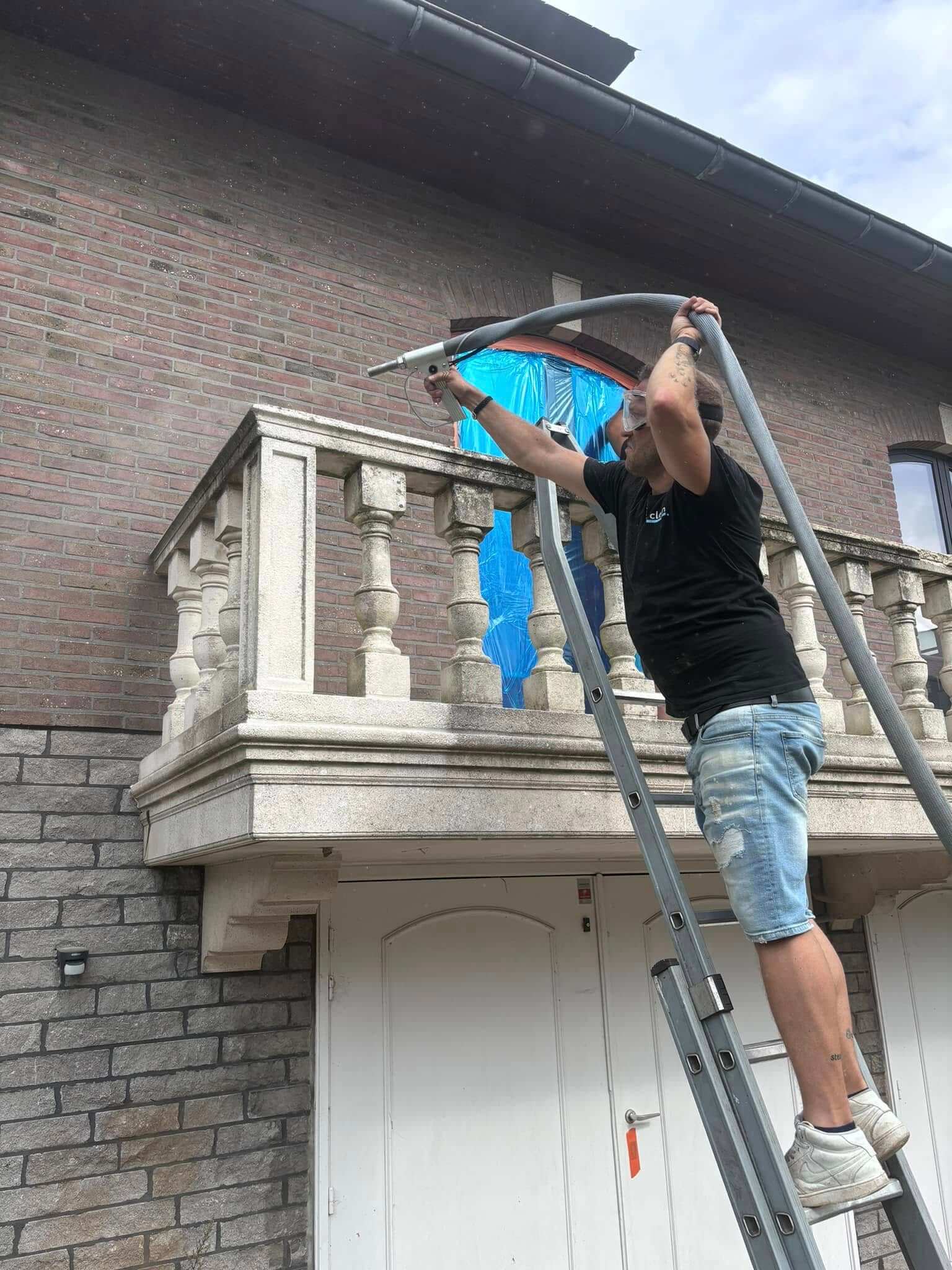 Luchtgommen vs zandstralen, wat kies je best?